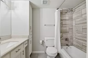 7535 Olympia Dr, Houston, TX 77063 - Photo 27