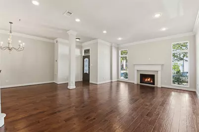 7535 Olympia Drive, Houston, TX 77063 - Photo 5