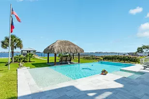 7220 Ave N 1/2, Galveston, TX 77551 - Photo 5