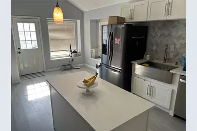 5007 Bridgecrossing Court, Spring, TX 77379 - Photo 5