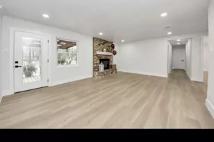26206 Maplewood Dr, Spring, TX 77386 - Photo 11