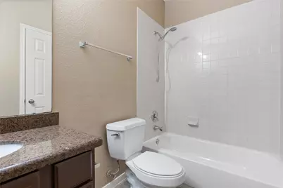 9104 N Green River Drive #A, Houston, TX 77078 - Photo 5