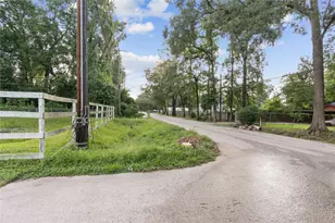 9104 N Green River Dr, Houston, TX 77078 - Photo 33