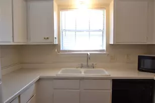 9200 W Bellfort Ave, Houston, TX 77031 - Photo 23