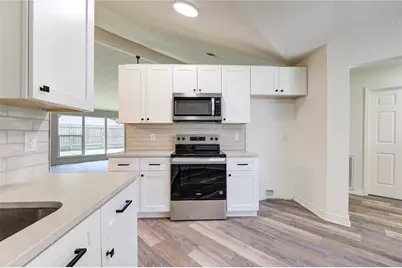 4511 Dawn Creek Lane, Spring, TX 77388 - Photo 5
