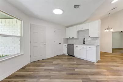 4511 Dawn Creek Lane, Spring, TX 77388 - Photo 5