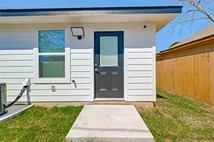 7339 Krueger Rd, Houston, TX 77033 - Photo 41