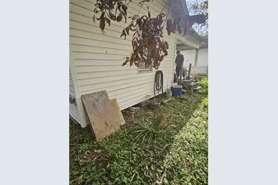 104 Foyce Street, Houston, TX 77022 - Photo 9