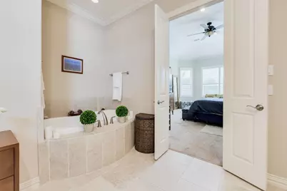 1826 Jade Hollow Lane, Houston, TX 77077 - Photo 19