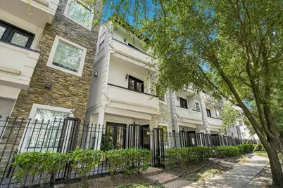 1525 Rosewood Street, Houston, TX 77004 - Photo 1