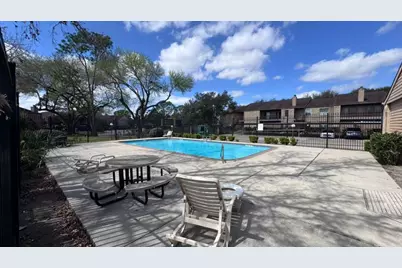 10555 Turtlewood Court #201, Houston, TX 77072 - Photo 27