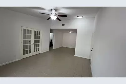 10555 Turtlewood Court #201, Houston, TX 77072 - Photo 7