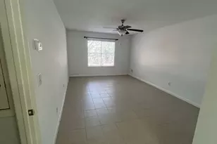 10555 Turtlewood Ct, Houston, TX 77072 - Photo 11