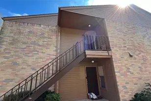 10555 Turtlewood Ct, Houston, TX 77072 - Photo 5