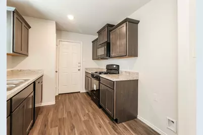 2525 Grayling Drive, Conroe, TX 77384 - Photo 9