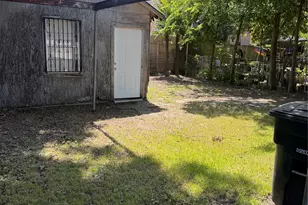 6830 Avenue I, Houston, TX 77011 - Photo 15
