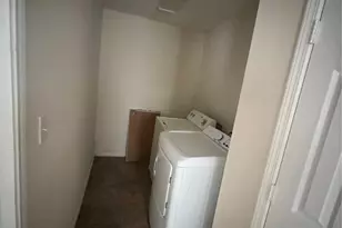 6830 Avenue I, Houston, TX 77011 - Photo 13