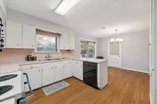 5109 Lido Ln, Houston, TX 77092 - Photo 9