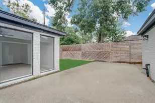 10300 Mayfield Rd, Houston, TX 77043 - Photo 29