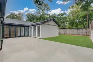 10300 Mayfield Rd, Houston, TX 77043 - Photo 31