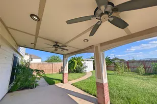 18119 Sweet Juniper Ln, Katy, TX 77449 - Photo 11