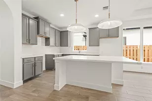 2018 Lobo Ct, Montgomery, TX 77316 - Photo 5