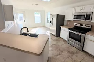 5322 Cinnamon Lake Dr, Baytown, TX 77521 - Photo 15