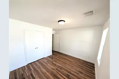 5322 Cinnamon Lake Drive, Baytown, TX 77521 - Photo 3