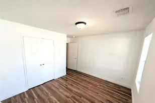 5322 Cinnamon Lake Dr, Baytown, TX 77521 - Photo 3