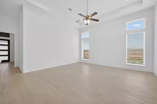 13613 Windward Mist Dr, Texas City, TX 77568 - Photo 7