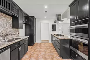 1132 18th Ave N, Texas City, TX 77590 - Photo 13