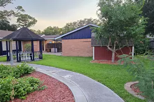 8918 Mobud Dr, Houston, TX 77036 - Photo 23