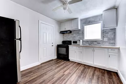 1209 Cabell St Street, Houston, TX 77022 - Photo 9