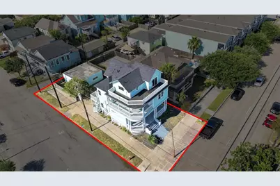 2326 Bernardo De Galvez, Galveston, TX 77550 - Photo 5