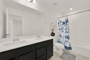 13246 Westmont Heights Ln, Houston, TX 77044 - Photo 27