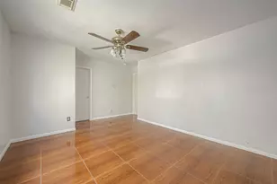 9407 Demsey Mill Dr, Sugar Land, TX 77498 - Photo 33