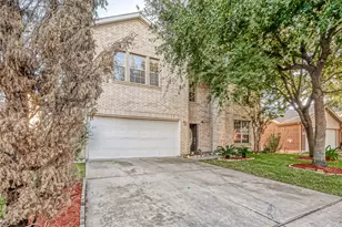 9407 Demsey Mill Dr, Sugar Land, TX 77498 - Photo 3