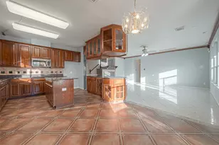 9407 Demsey Mill Dr, Sugar Land, TX 77498 - Photo 17