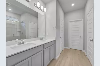 18757 Timber Glen Drive, Conroe, TX 77316 - Photo 11
