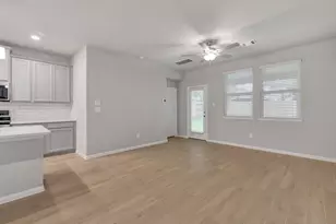 18757 Timber Gln Dr, Conroe, TX 77316 - Photo 3