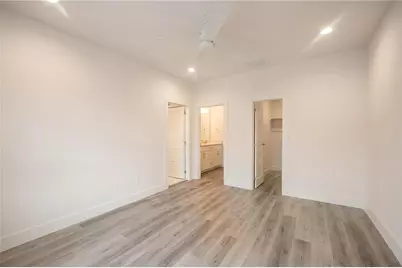 4406 W Hoa Sen Circle, Houston, TX 77072 - Photo 9