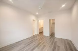 4406 W Hoa Sen Cir, Houston, TX 77072 - Photo 9