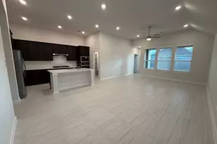 11239 Peacock Flower St, Cypress, TX 77433 - Photo 3