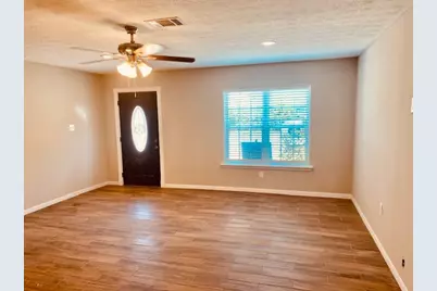 1602 Henninger Street, Houston, TX 77023 - Photo 3