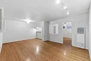 1941 Lexington St, Houston, TX 77098 - Photo 9