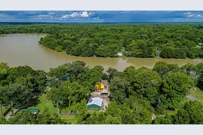1723 County Road 1333, Liberty, TX 77575 - Photo 39