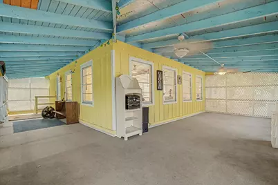 1723 County Road 1333, Liberty, TX 77575 - Photo 23