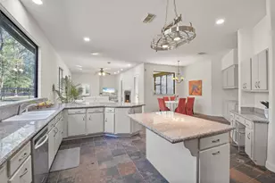 5 Oak Crest Cir, Magnolia, TX 77354 - Photo 11