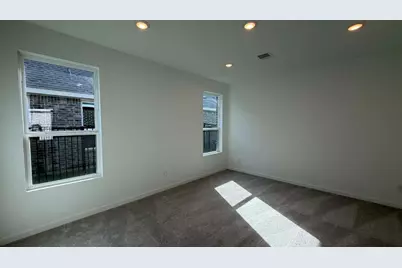 27451 Sunterra Village Dr, Katy, TX 77493 - Photo 9