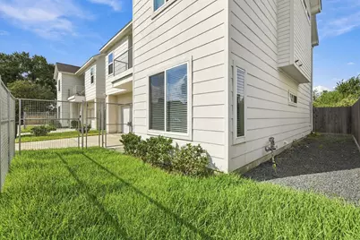 1907 Wipprecht Street, Houston, TX 77020 - Photo 3